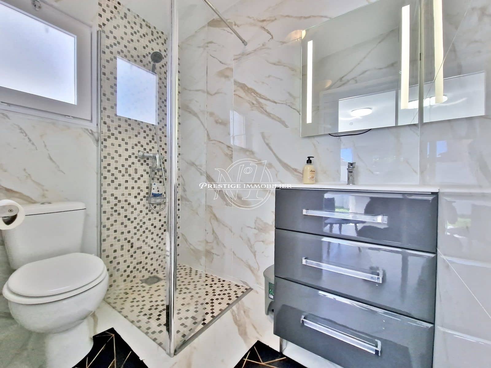 6 slaapkamer Villa te koop in Empuriabrava met zwembad - € 795.000 (Ref: 9263660)