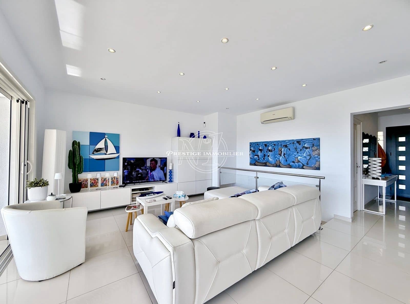 3 bedroom Villa for sale in Roses - € 745,000 (Ref: 9263664)