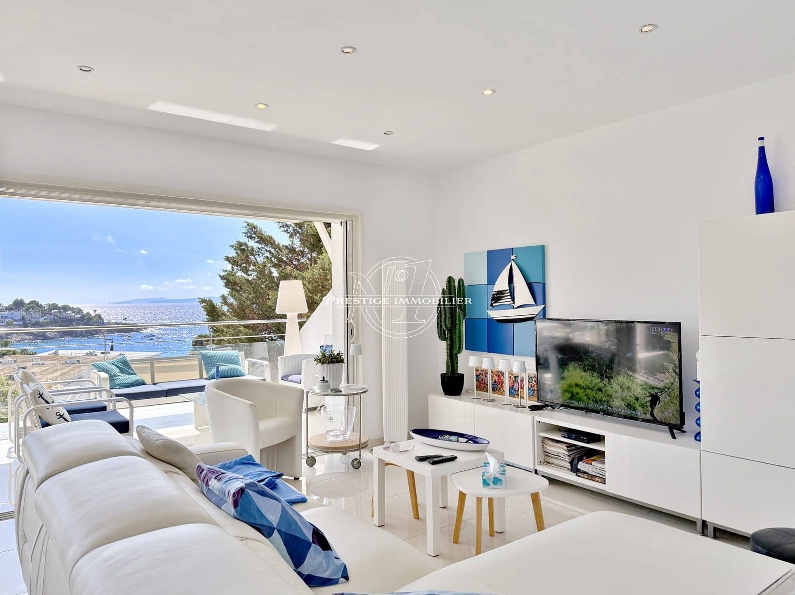 3 bedroom Villa for sale in Roses - € 745,000 (Ref: 9263664)