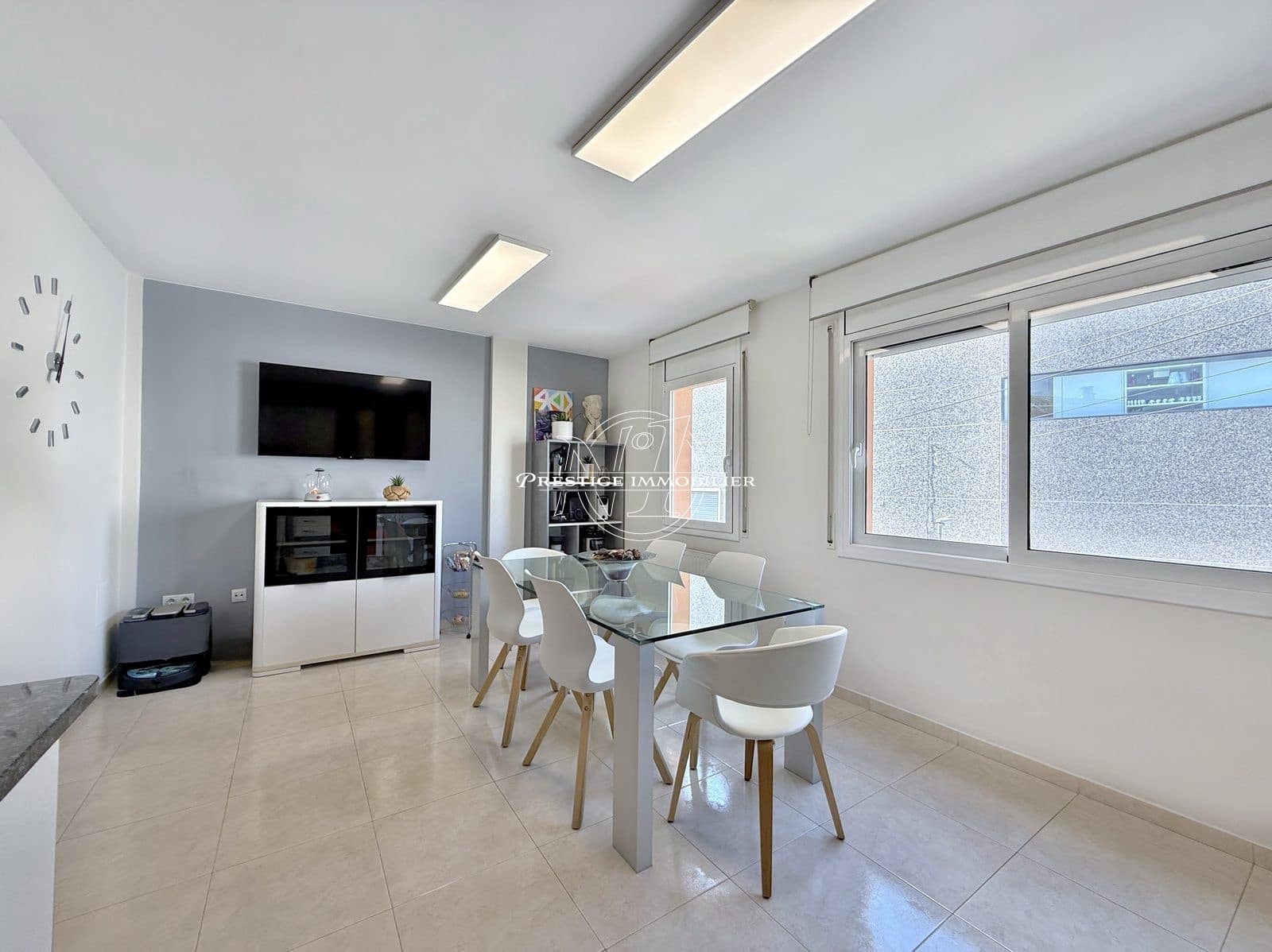 4 soveværelse Villa til salg i Empuriabrava med swimmingpool - € 339.000 (Ref: 9263668)