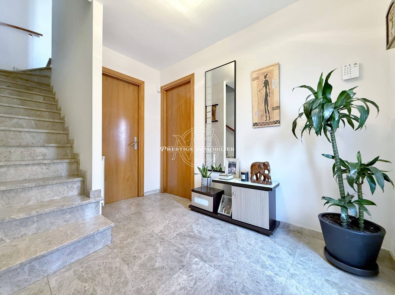 4 soveværelse Villa til salg i Empuriabrava med swimmingpool - € 339.000 (Ref: 9263668)