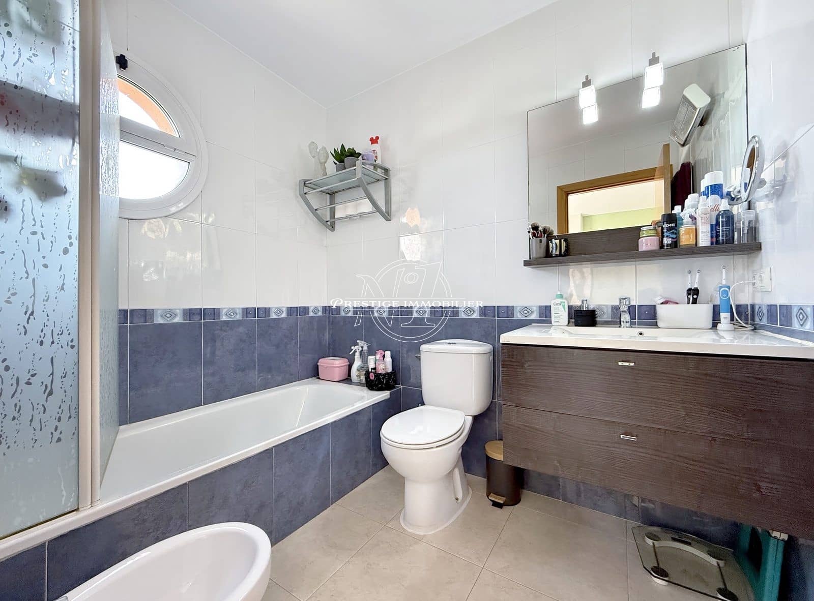 4 soveværelse Villa til salg i Empuriabrava med swimmingpool - € 339.000 (Ref: 9263668)