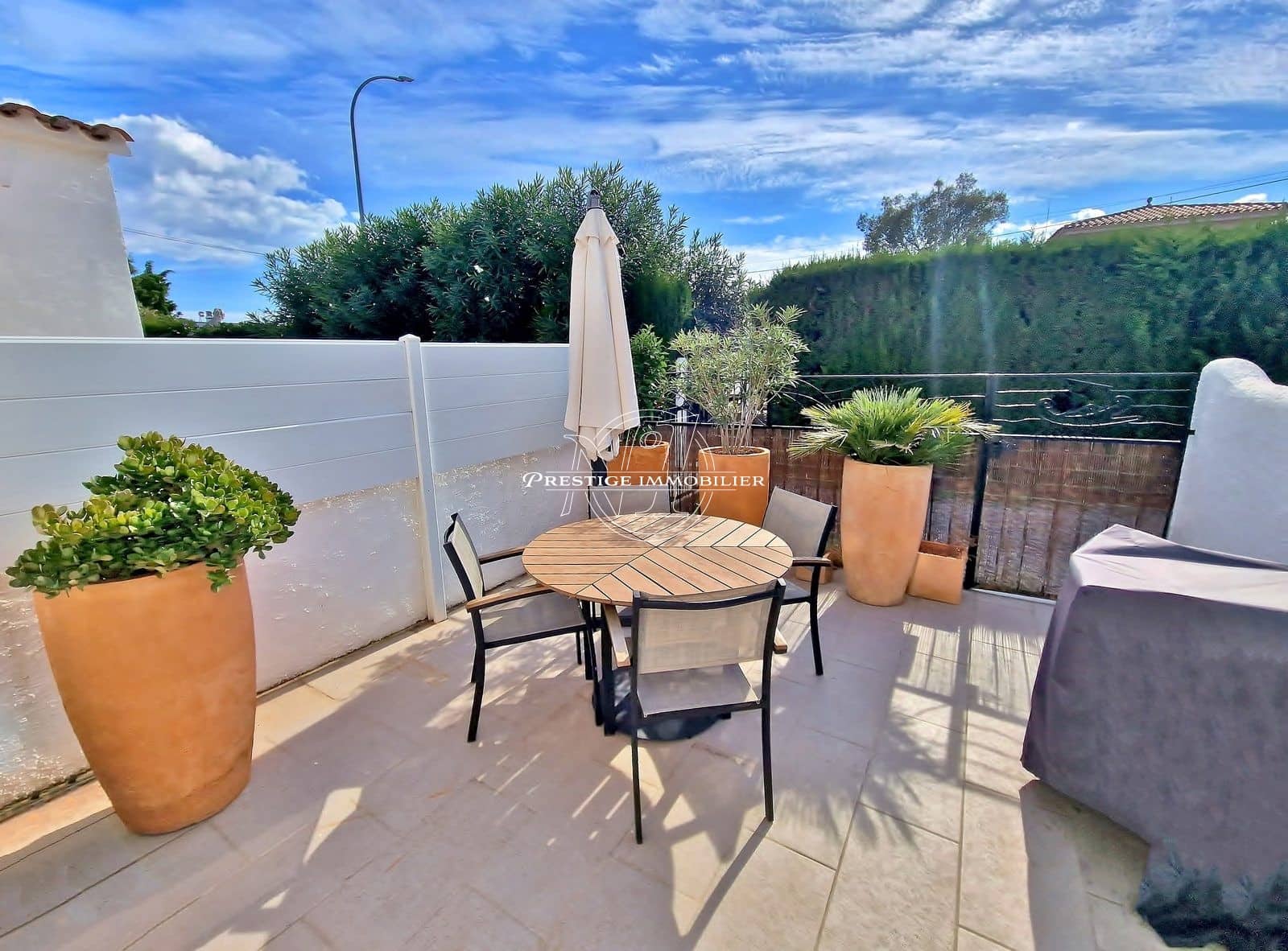 2 bedroom Apartment for sale in Empuriabrava - € 229,000 (Ref: 9263669)