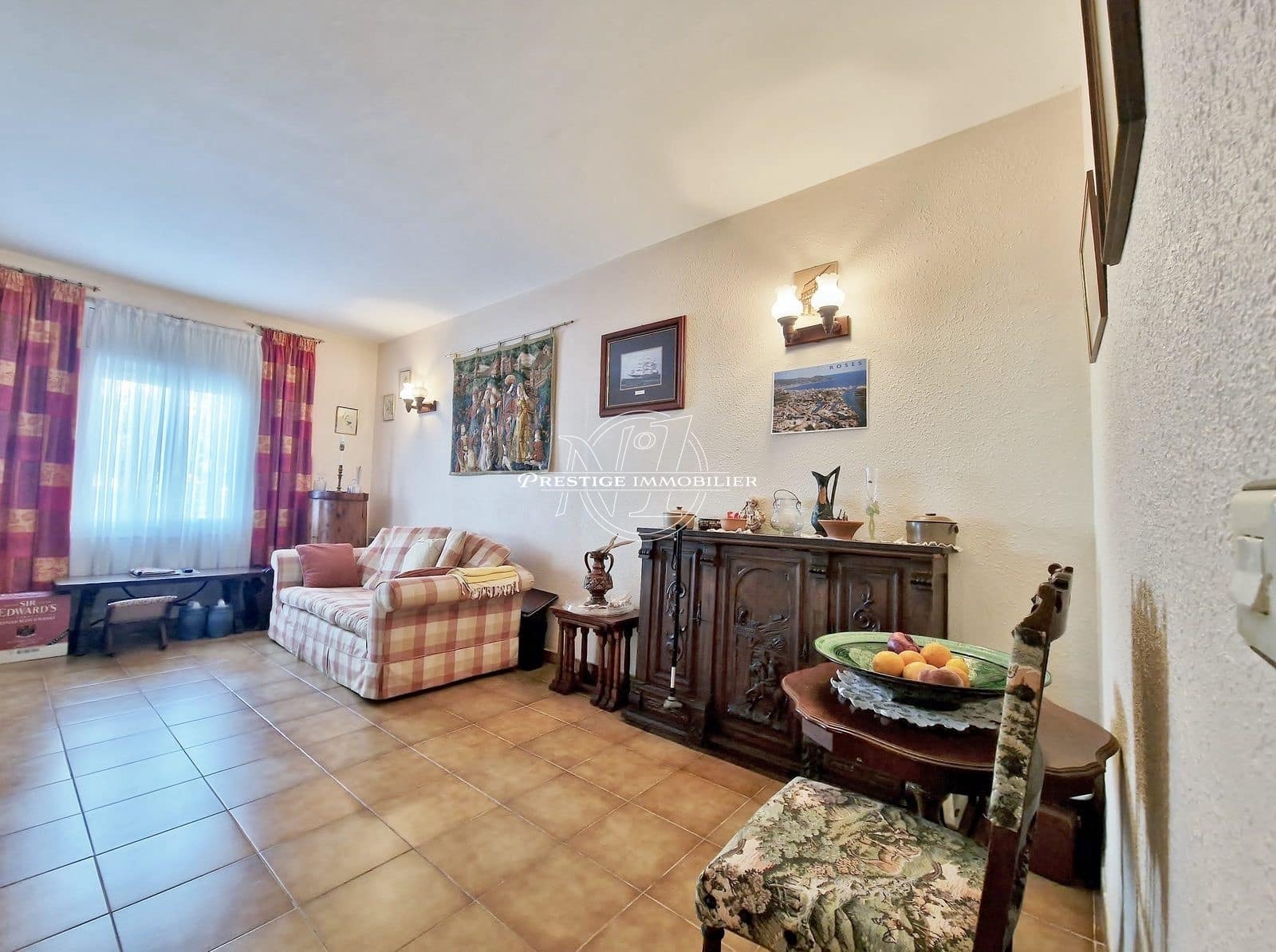 2 soveværelse Byhus til salg i Roses med swimmingpool - € 195.000 (Ref: 9263671)