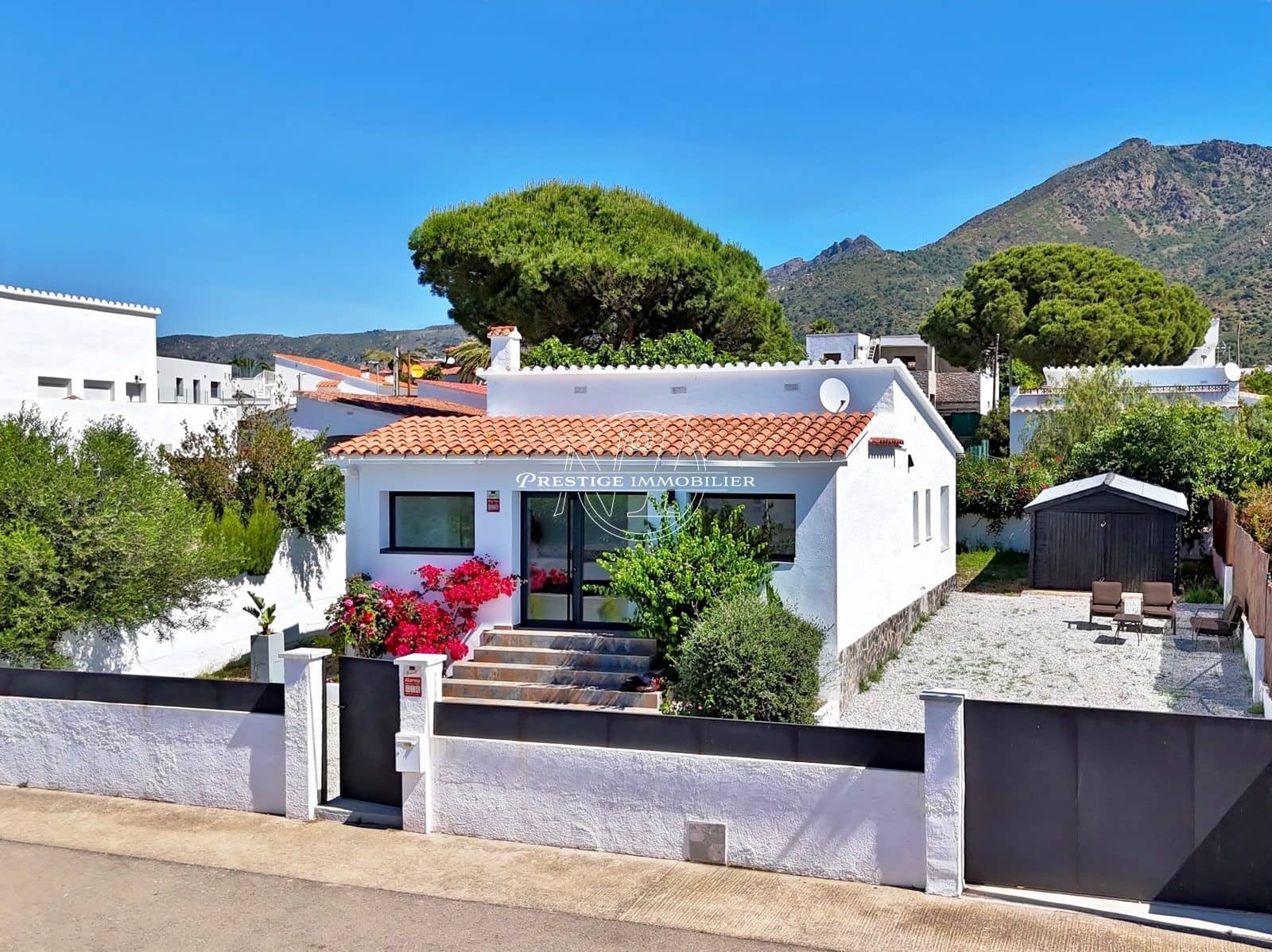 3 bedroom Villa for sale in Roses - € 425,000 (Ref: 9263674)