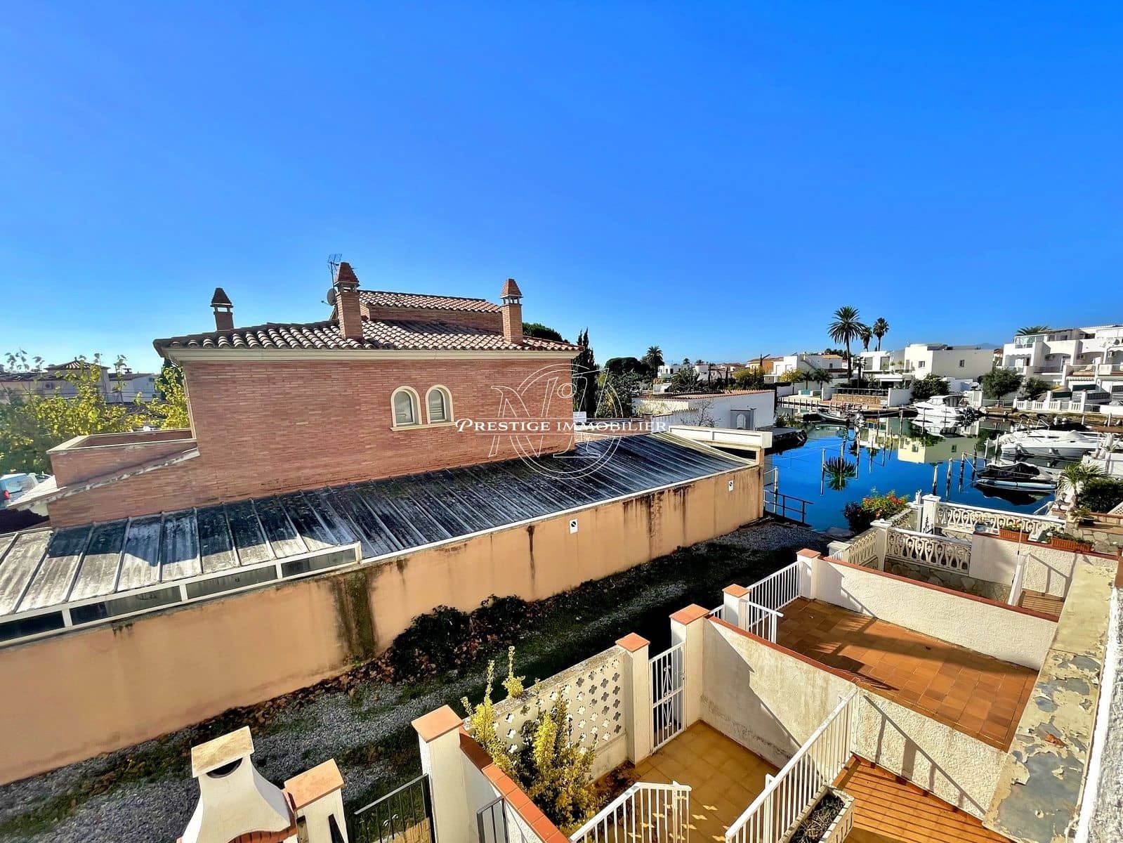 3 soveværelse Villa til salg i Empuriabrava - € 270.000 (Ref: 9263675)