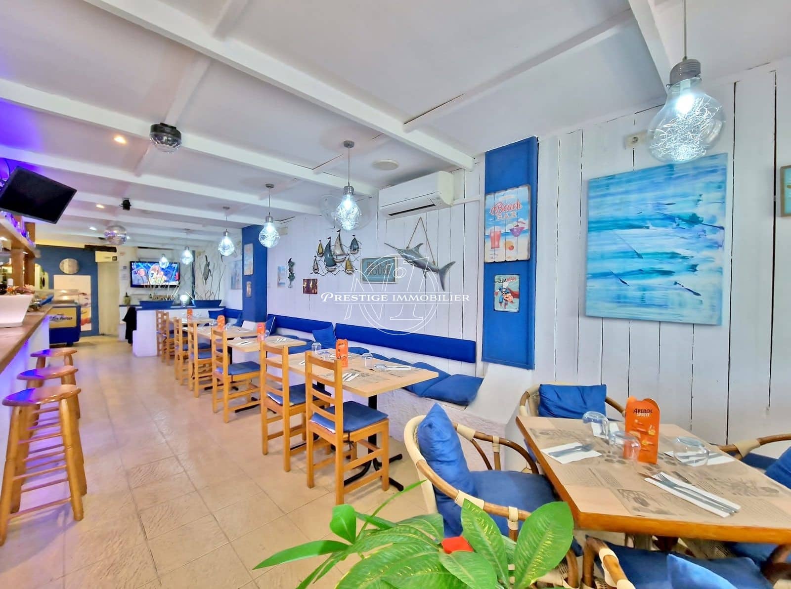 Restaurant/Bar til salgs i Sant Pere Pescador - € 275 000 (Ref: 9263676)