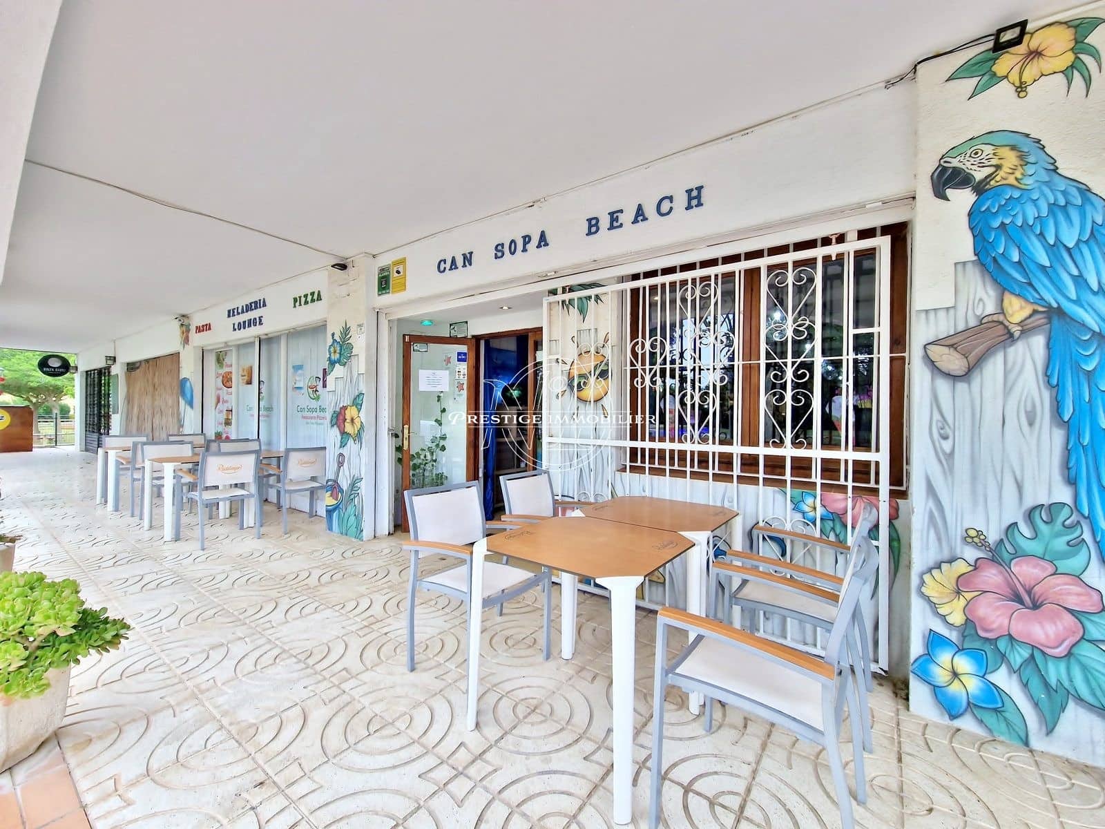 Restaurant/Bar til salgs i Sant Pere Pescador - € 275 000 (Ref: 9263676)