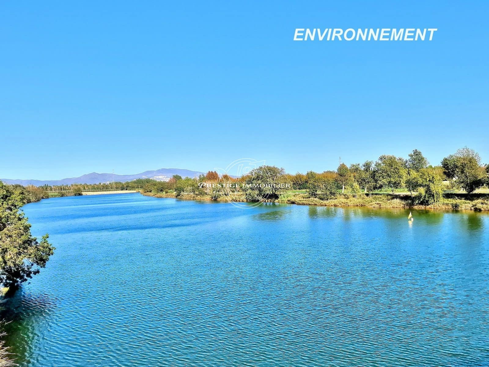 Restaurant/Bar til salgs i Sant Pere Pescador - € 275 000 (Ref: 9263676)