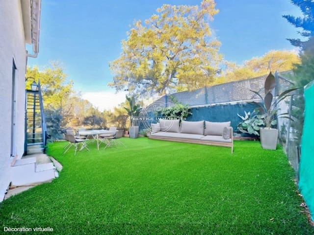 3 sypialnia Willa na sprzedaż w Roses - 295 000 € (Ref: 9263678)