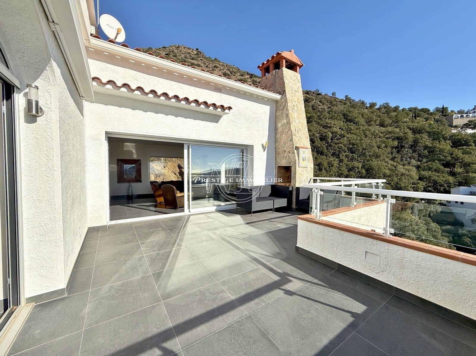 6 bedroom Villa for sale in Roses with pool - € 840,000 (Ref: 9263680)