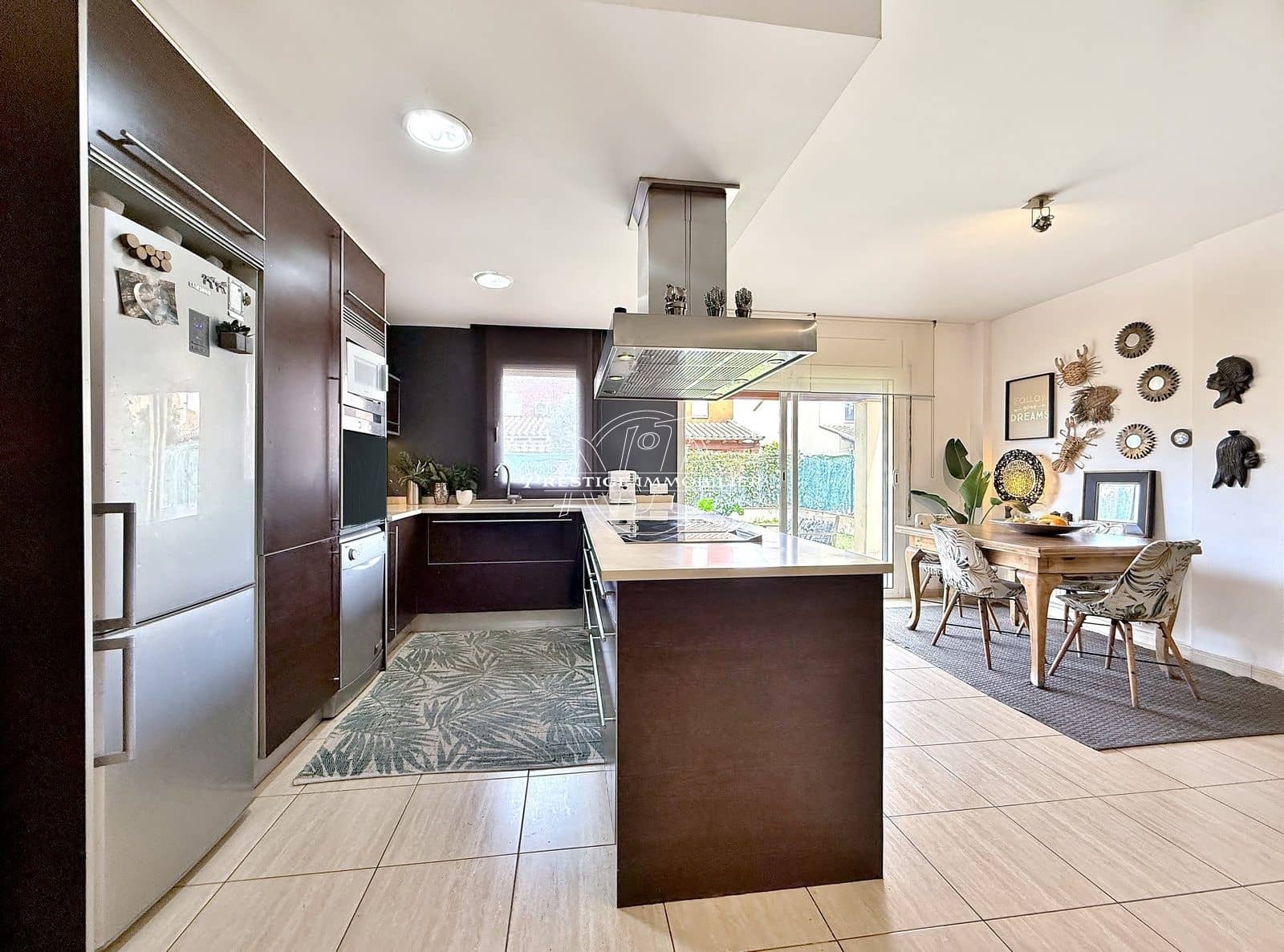 4 soveværelse Villa til salg i Empuriabrava - € 330.000 (Ref: 9263683)