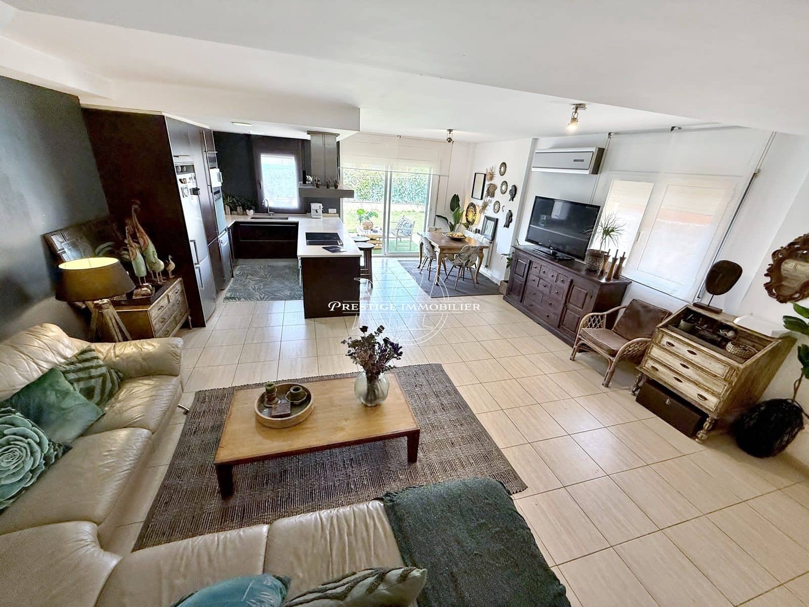 4 soveværelse Villa til salg i Empuriabrava - € 330.000 (Ref: 9263683)