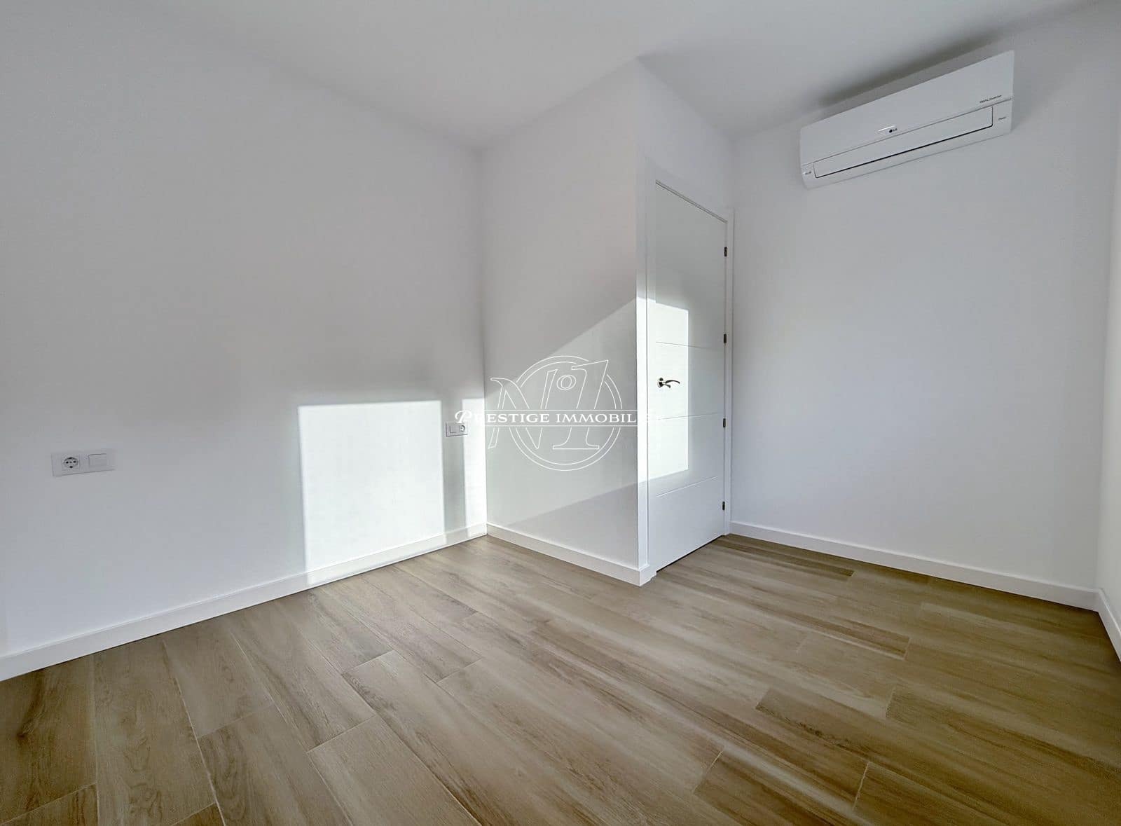 8 sypialnia Willa na sprzedaż w Llanca z basenem - 960 000 € (Ref: 9263685)