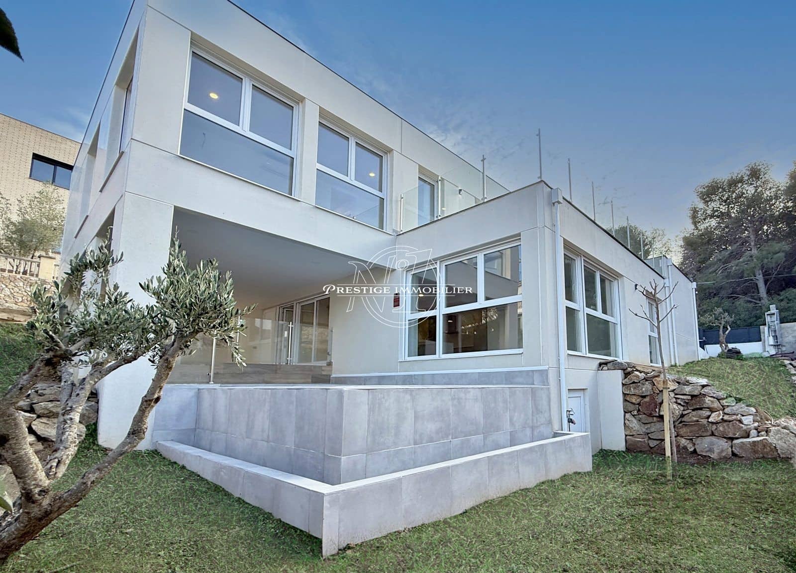 8 sypialnia Willa na sprzedaż w Llanca z basenem - 960 000 € (Ref: 9263685)