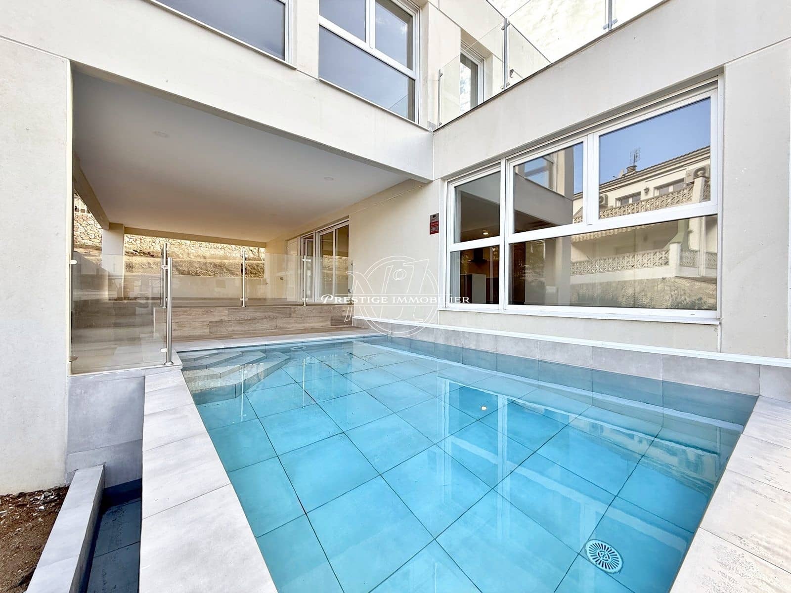 8 sypialnia Willa na sprzedaż w Llanca z basenem - 960 000 € (Ref: 9263685)