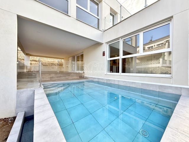 8 bedroom Villa for sale in Llançà with pool - € 960,000 (Ref: 9263685)