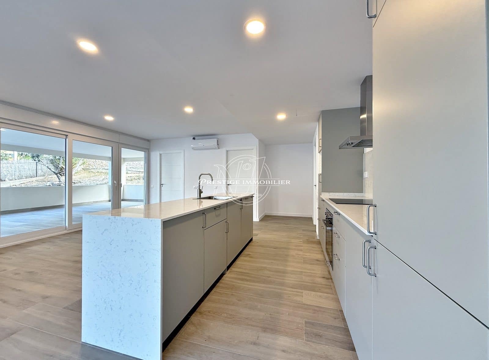 8 sypialnia Willa na sprzedaż w Llanca z basenem - 960 000 € (Ref: 9263685)