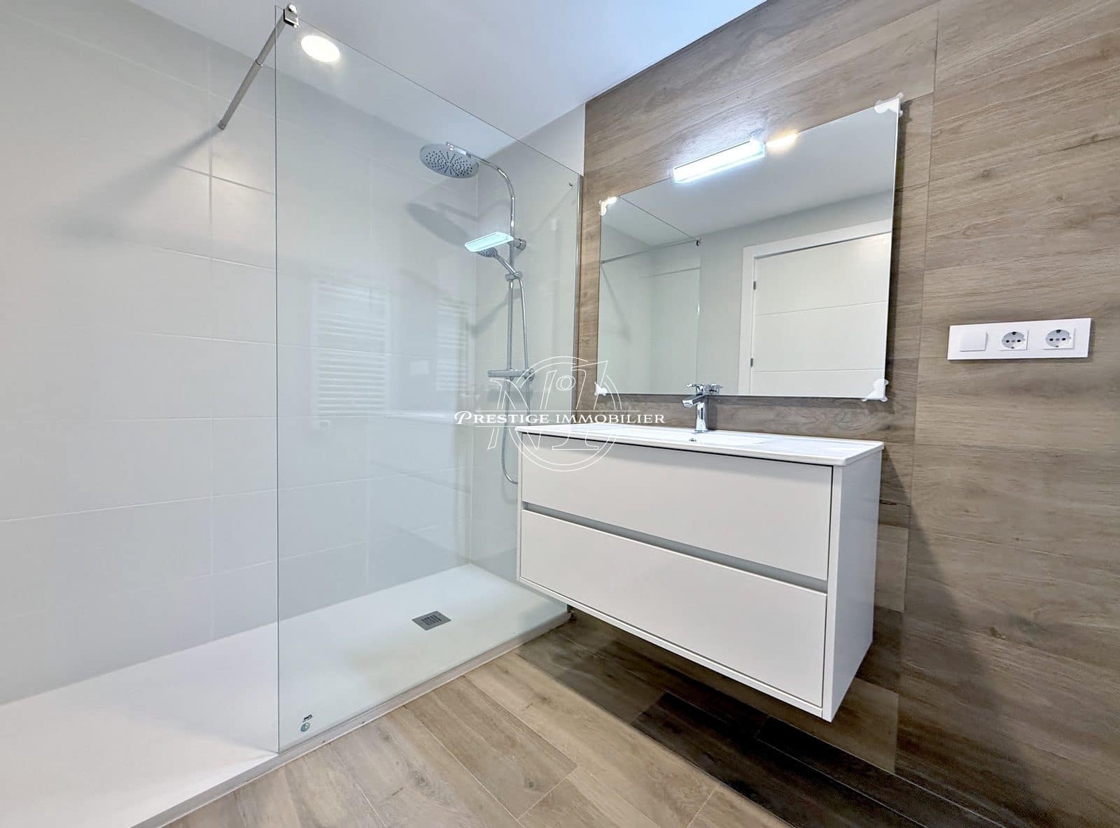 8 sypialnia Willa na sprzedaż w Llanca z basenem - 960 000 € (Ref: 9263685)