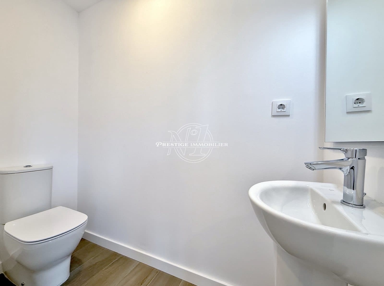 8 sypialnia Willa na sprzedaż w Llanca z basenem - 960 000 € (Ref: 9263685)