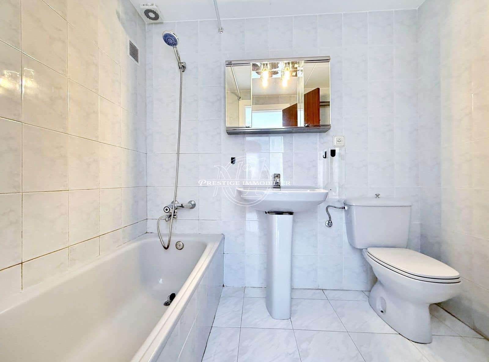 4 soverom Hus til salgs i Roses med svømmebasseng - € 369 000 (Ref: 9263686)