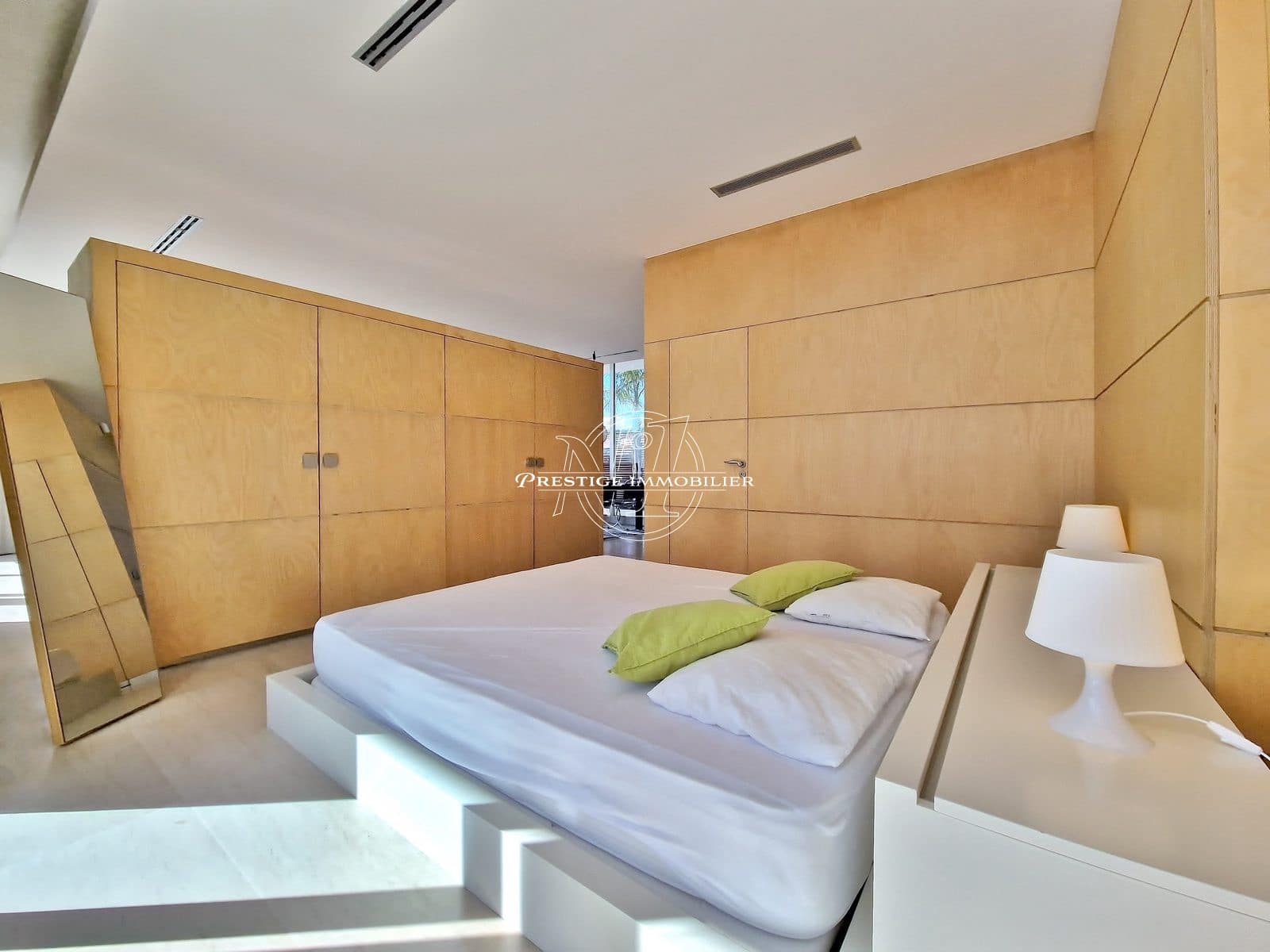 3 soveværelse Villa til salg i Empuriabrava med swimmingpool - € 1.595.000 (Ref: 9263688)