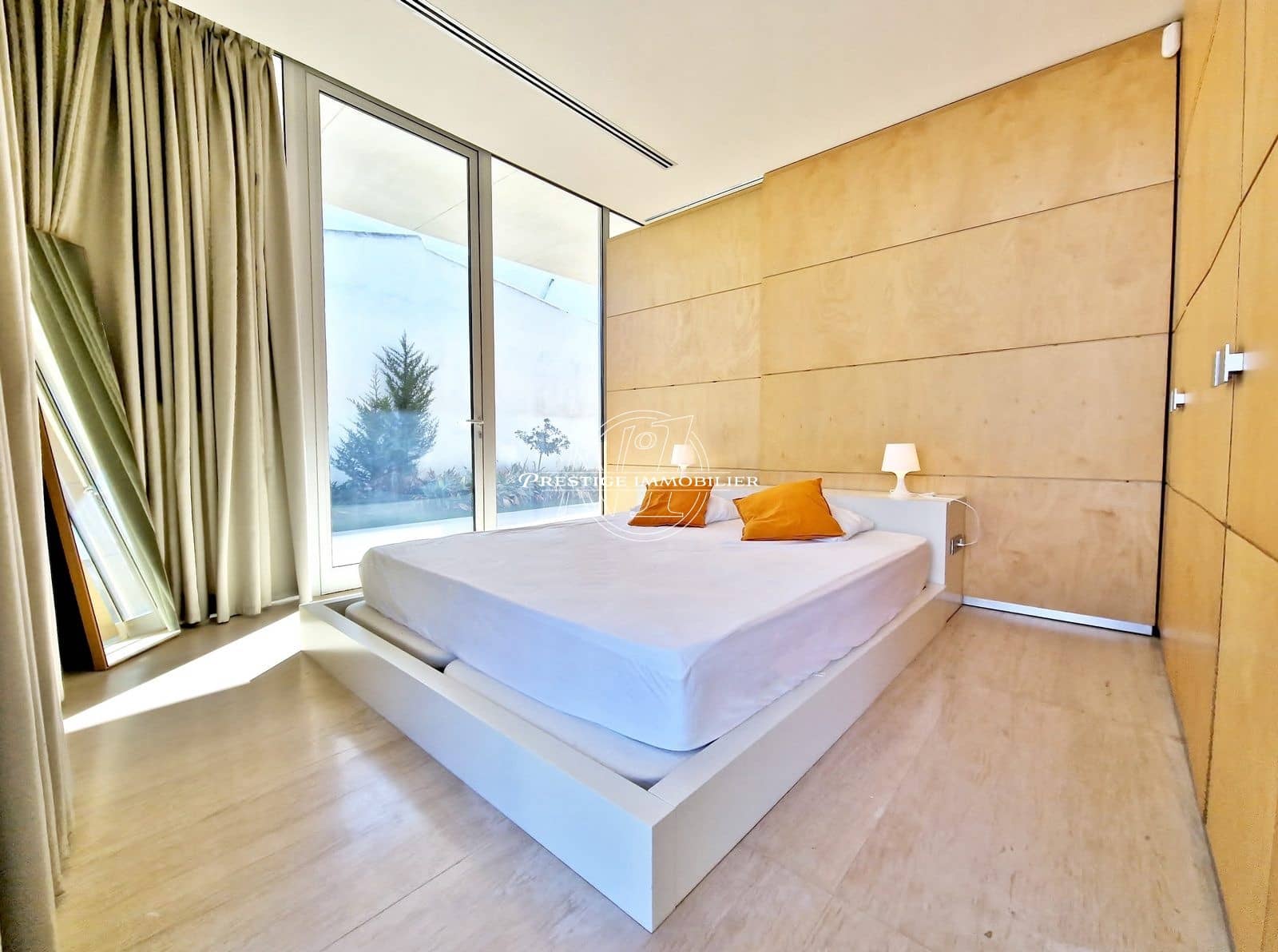 3 soveværelse Villa til salg i Empuriabrava med swimmingpool - € 1.595.000 (Ref: 9263688)