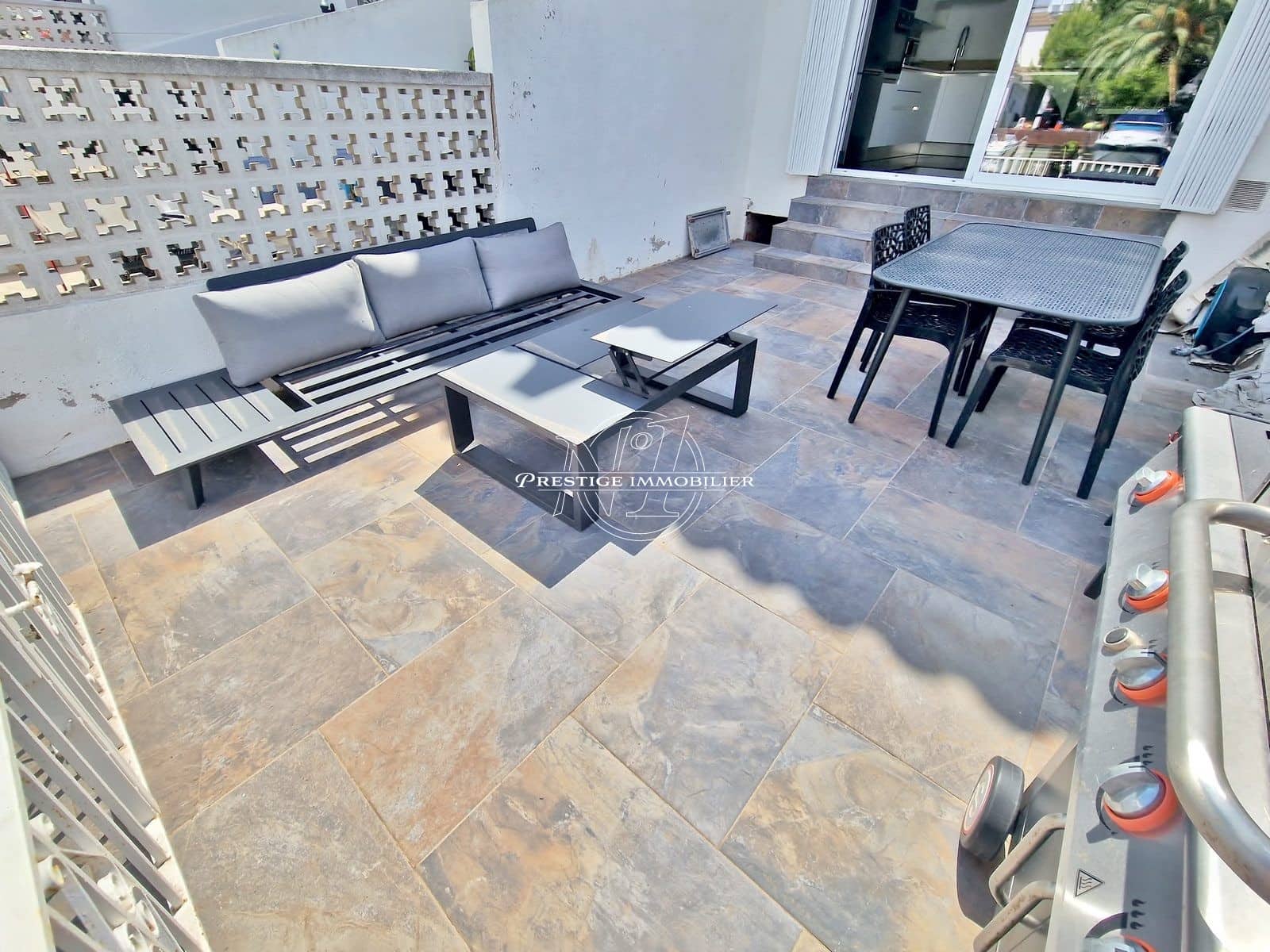 2 soveværelse Byhus til salg i Roses - € 370.000 (Ref: 9263689)