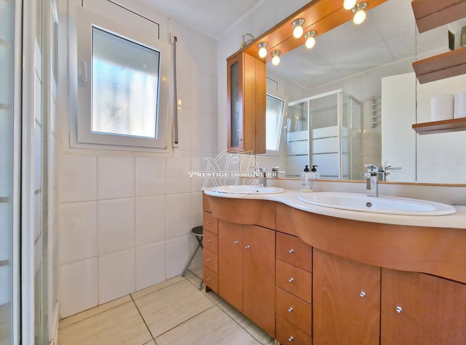 4 soveværelse Villa til salg i Empuriabrava med swimmingpool - € 430.000 (Ref: 9263695)