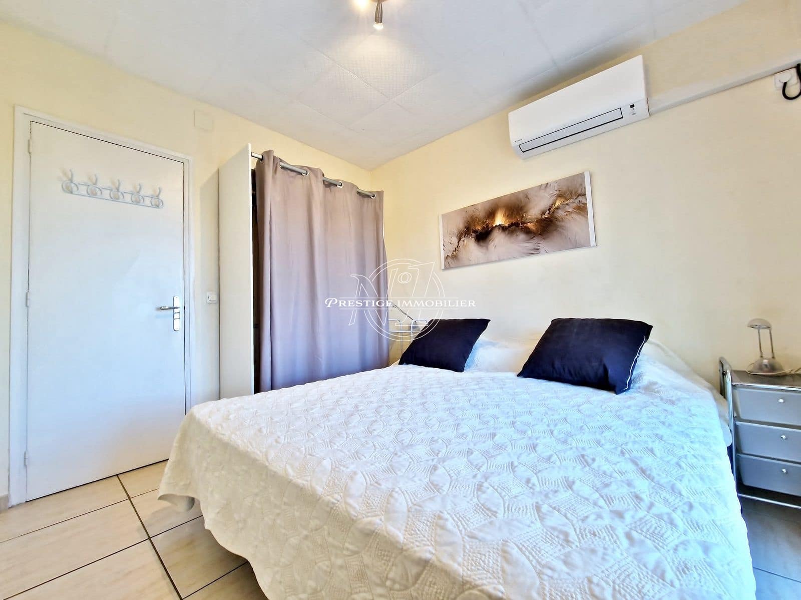 4 soveværelse Villa til salg i Empuriabrava med swimmingpool - € 430.000 (Ref: 9263695)