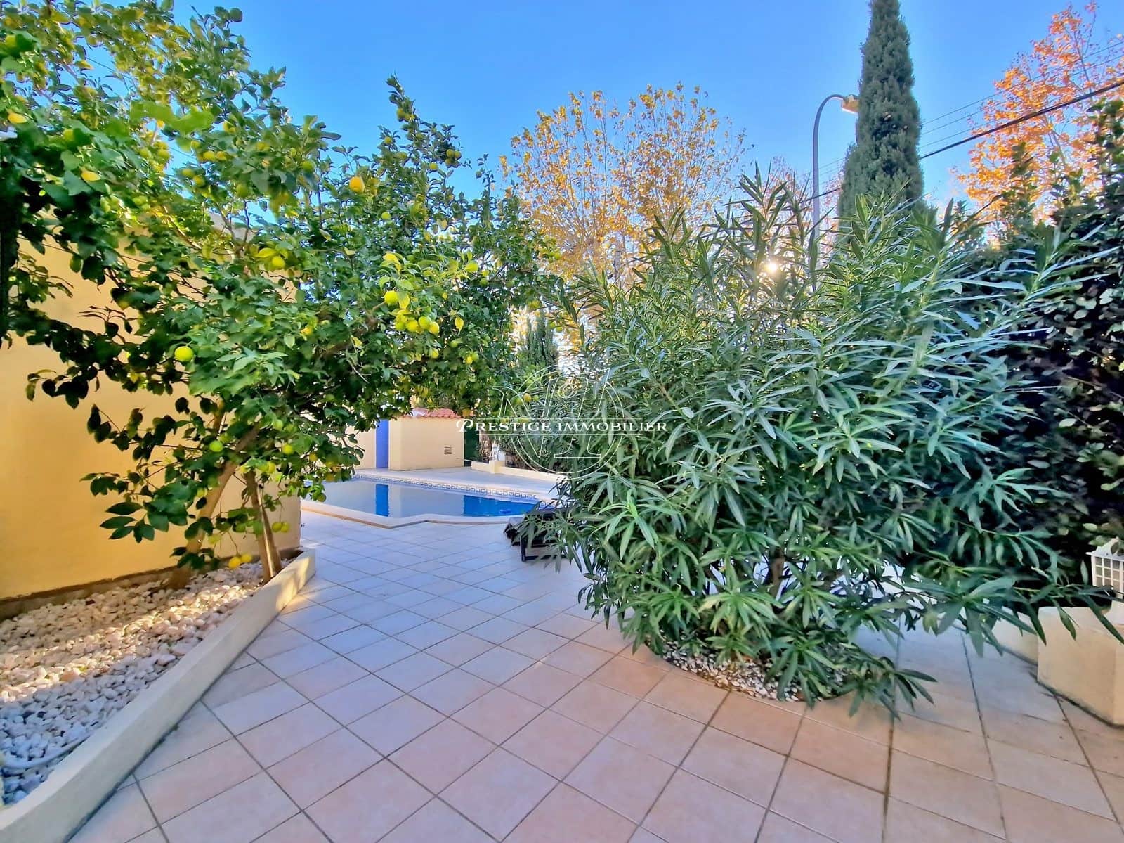 4 soveværelse Villa til salg i Empuriabrava med swimmingpool - € 430.000 (Ref: 9263695)