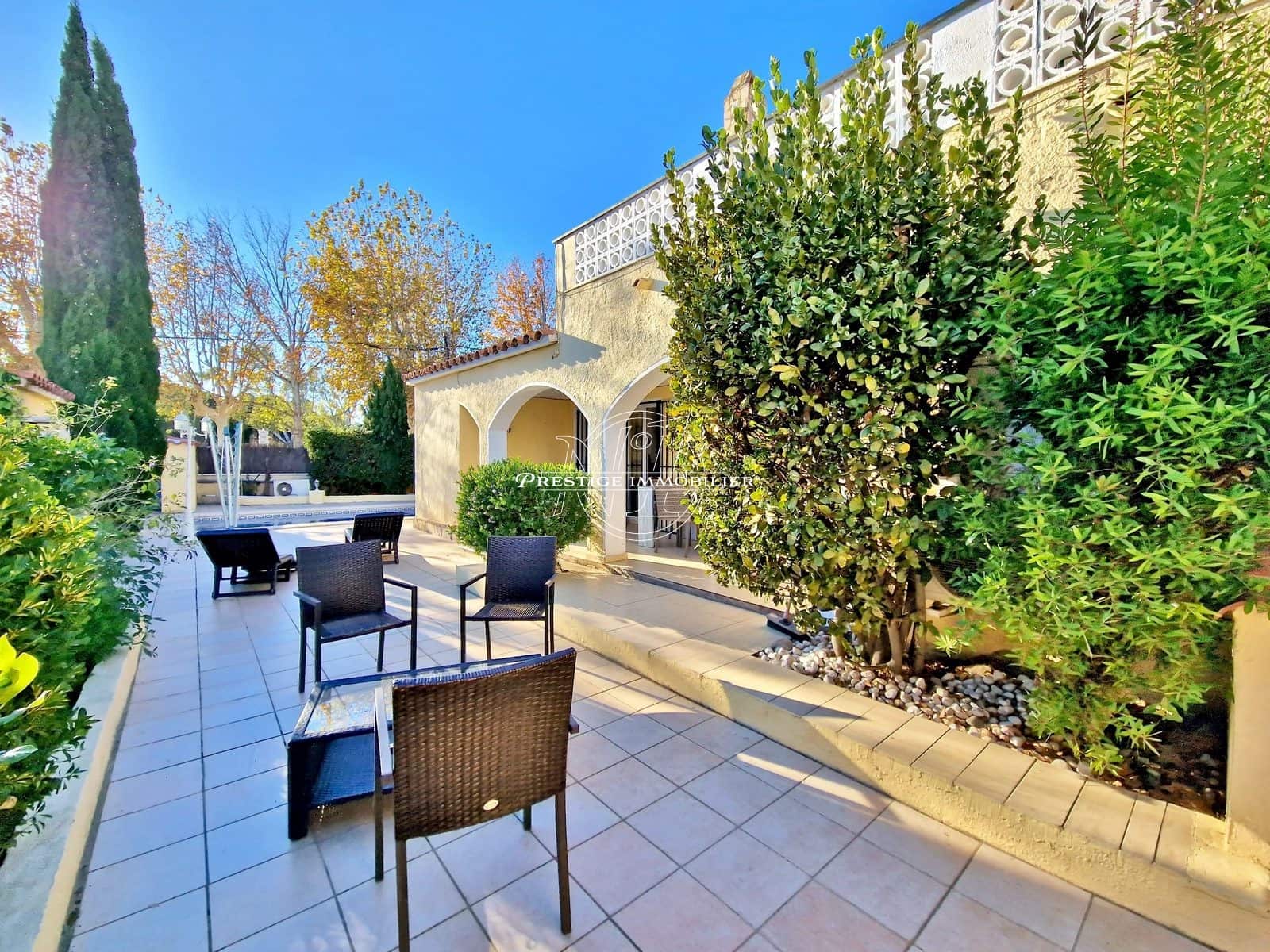 4 soveværelse Villa til salg i Empuriabrava med swimmingpool - € 430.000 (Ref: 9263695)