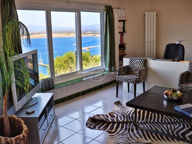 3 Zimmer Villa zu verkaufen in Roses mit Pool - 1.350.000 € (Ref: 9263696)