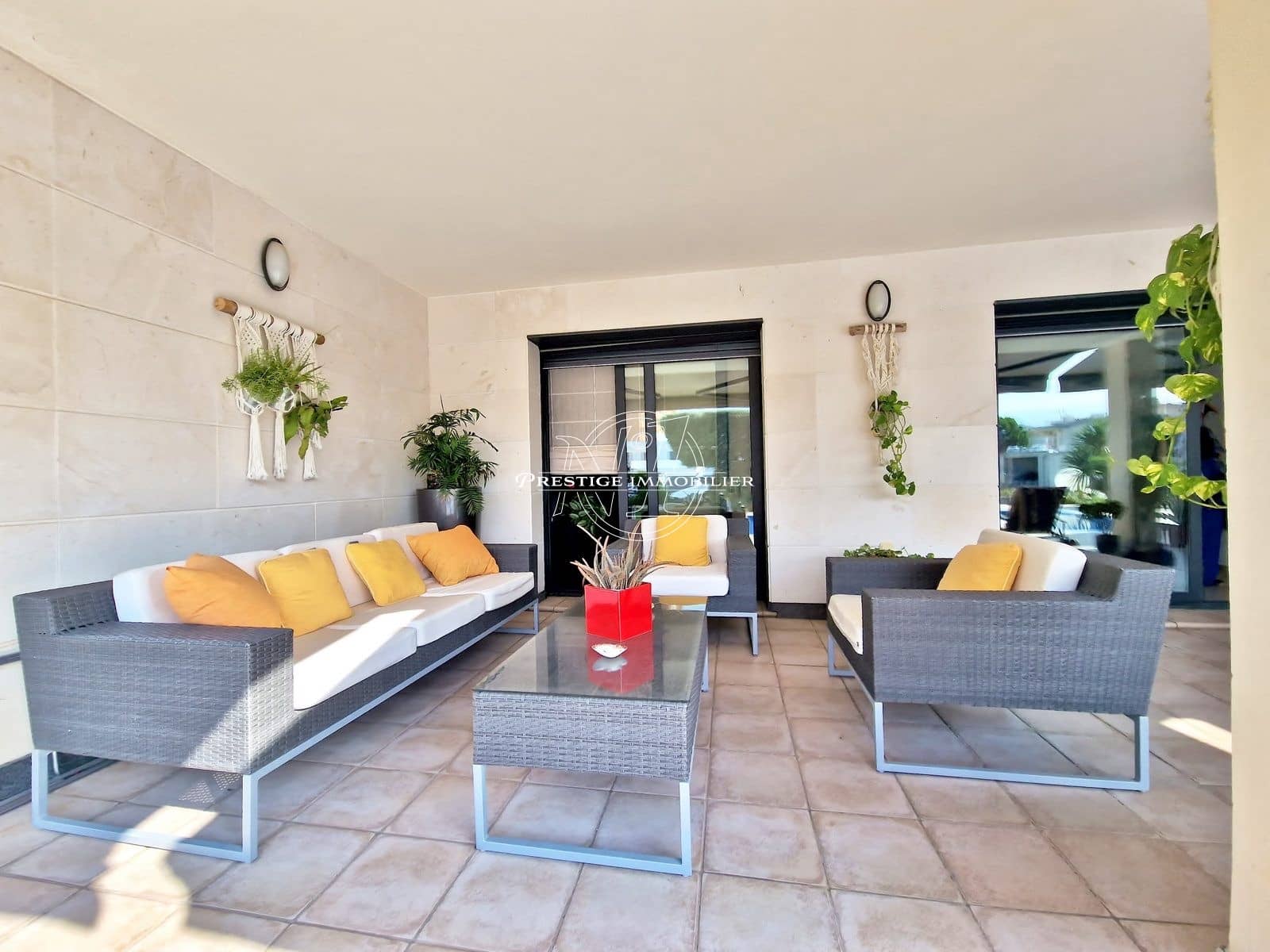 5 bedroom Villa for sale in Roses with pool - € 1,900,000 (Ref: 9263698)