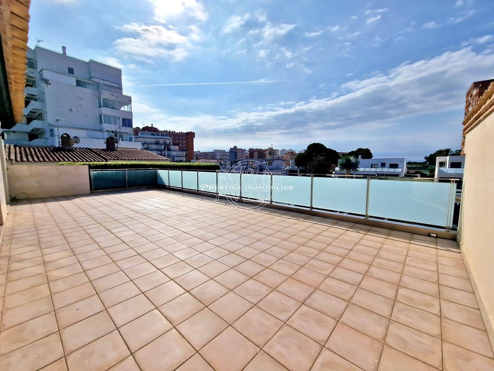 5 bedroom Villa for sale in Roses with pool - € 1,900,000 (Ref: 9263698)