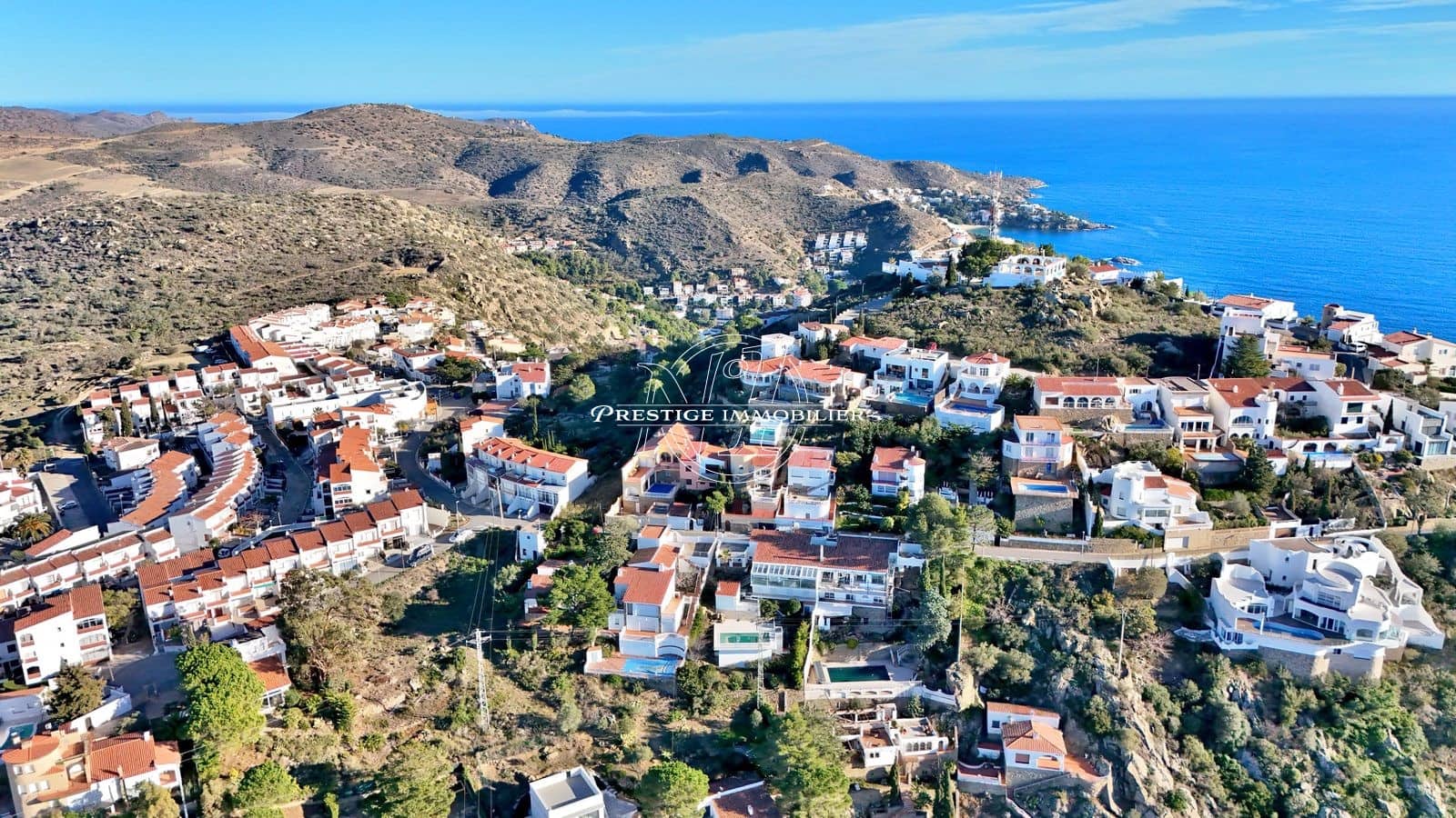 3 bedroom Villa for sale in Roses with pool - € 535,000 (Ref: 9263699)