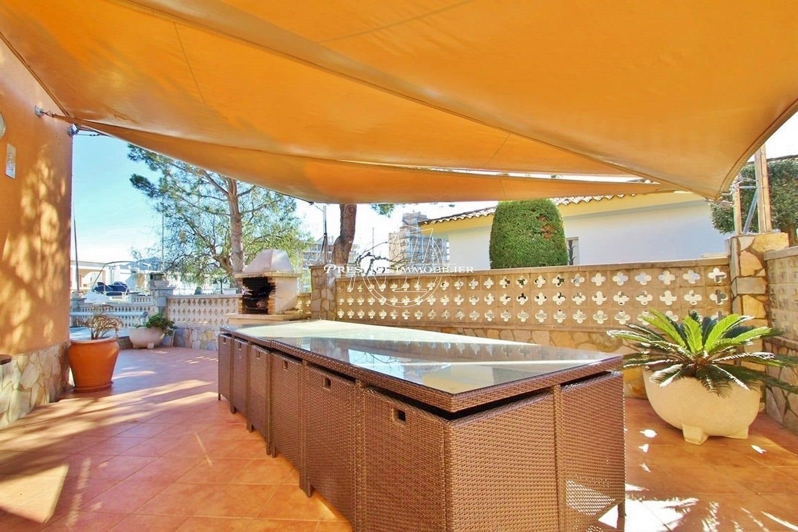 4 bedroom Villa for sale in Roses with pool - € 1,190,000 (Ref: 9263701)