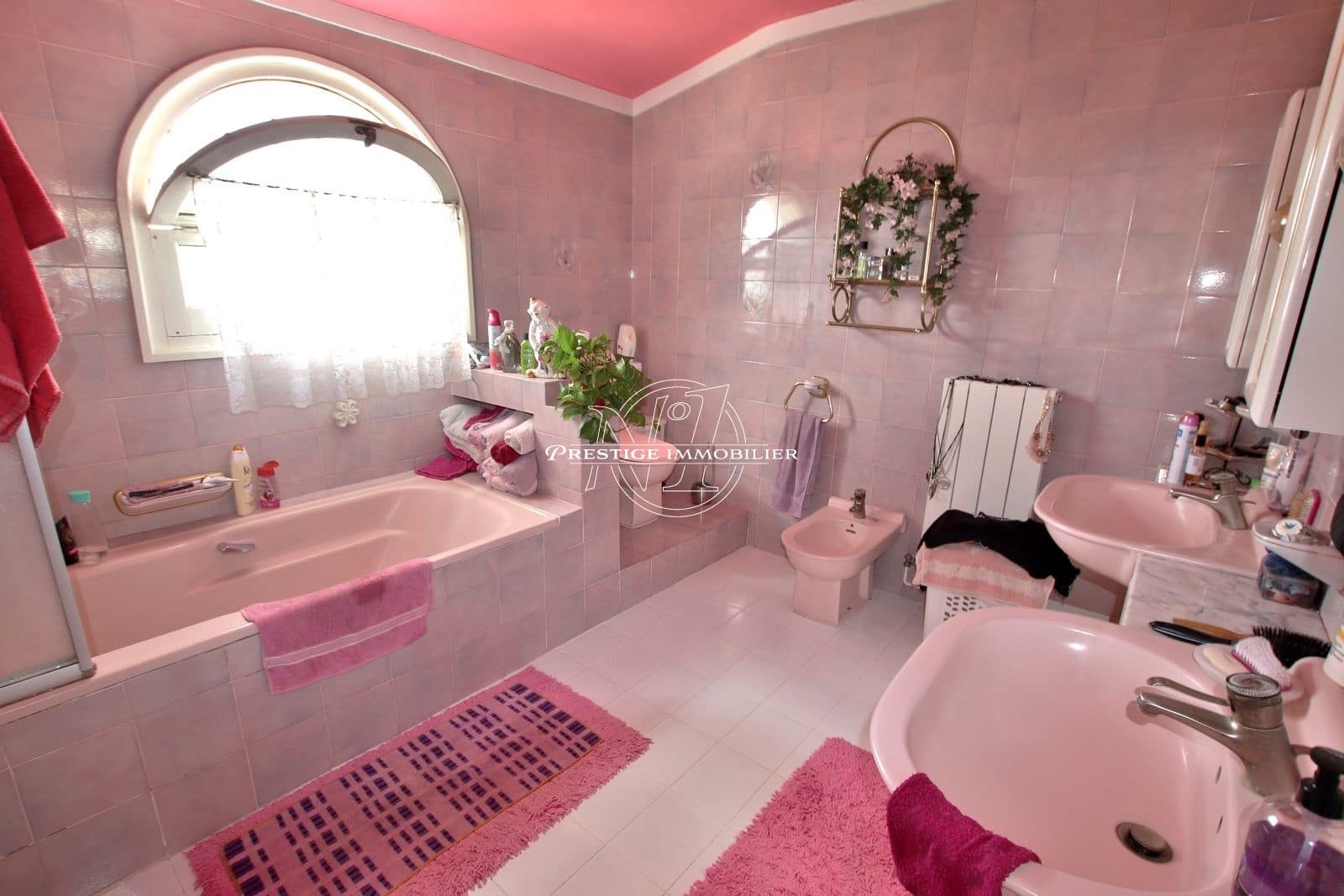 5 soveværelse Villa til salg i Empuriabrava med swimmingpool - € 2.495.000 (Ref: 9263702)