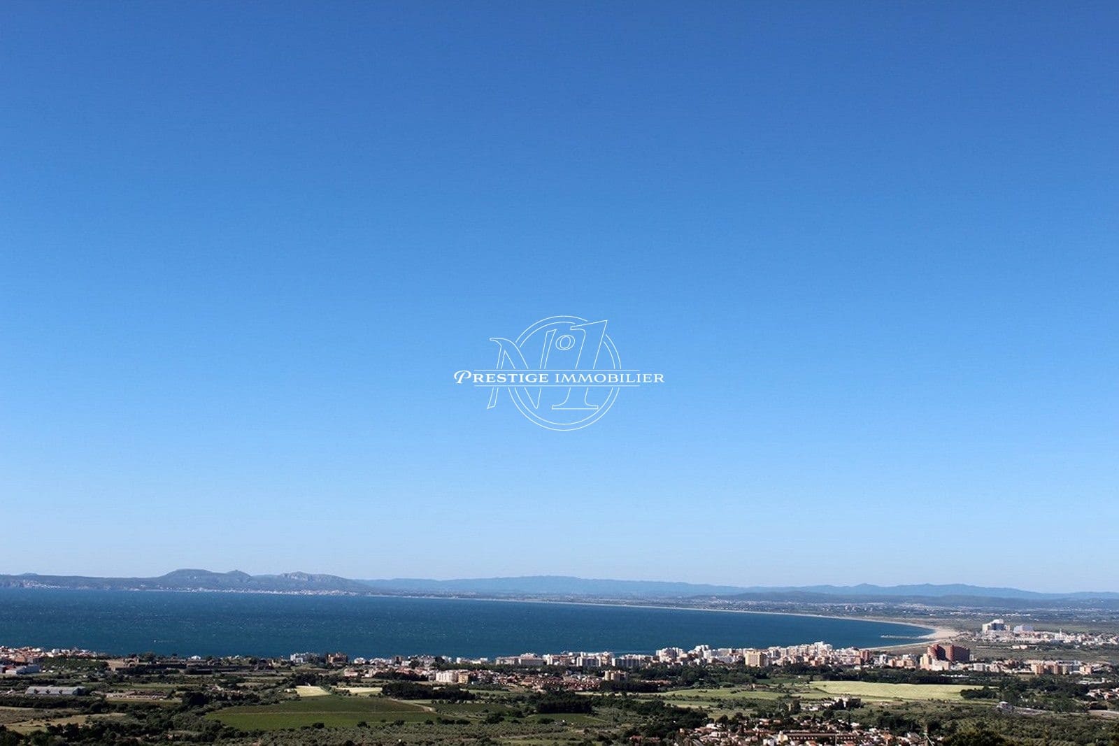 6 bedroom Villa for sale in Roses with pool - € 890,000 (Ref: 9263703)