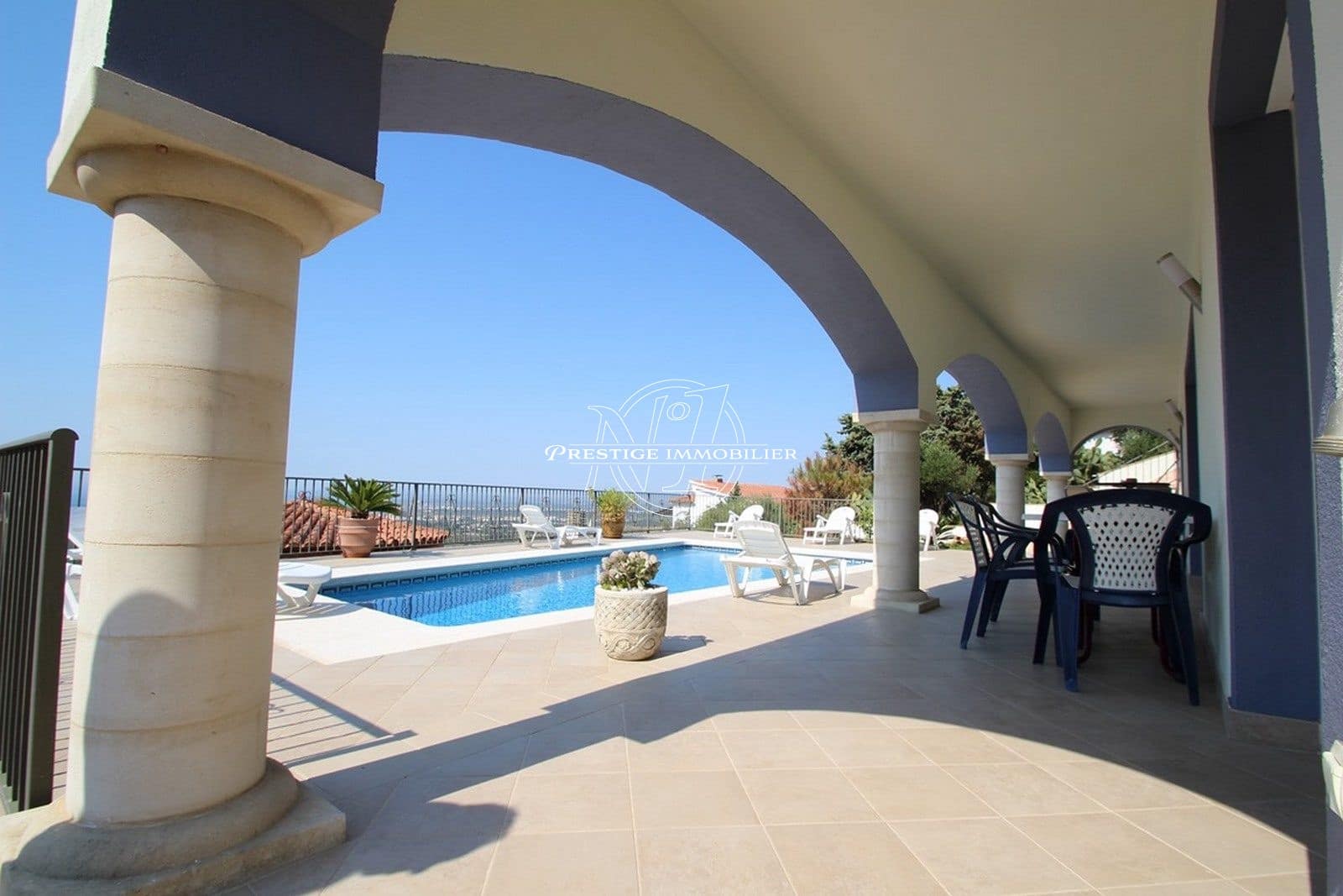 6 bedroom Villa for sale in Roses with pool - € 890,000 (Ref: 9263703)