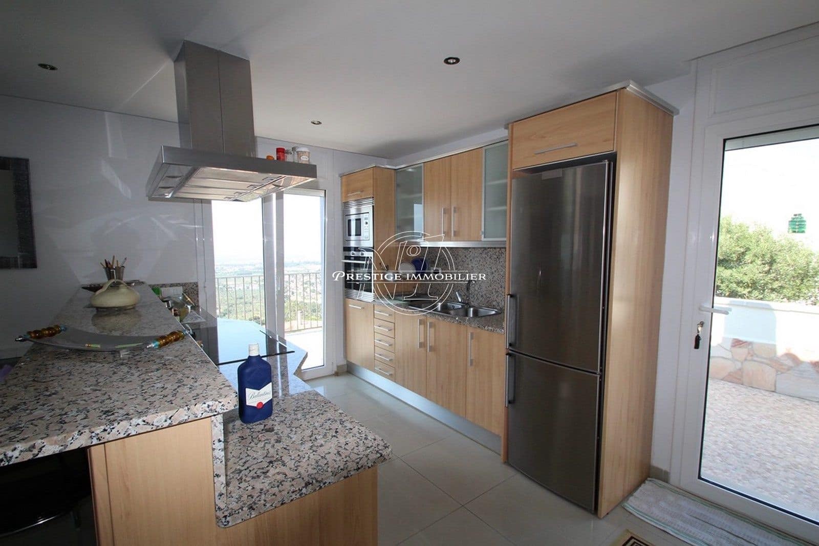 6 bedroom Villa for sale in Roses with pool - € 890,000 (Ref: 9263703)