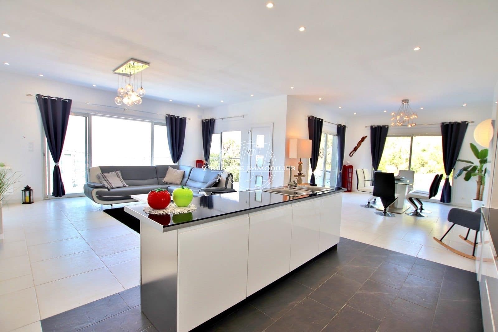 5 soverom Villa til salgs i Roses med svømmebasseng - € 890 000 (Ref: 9263706)