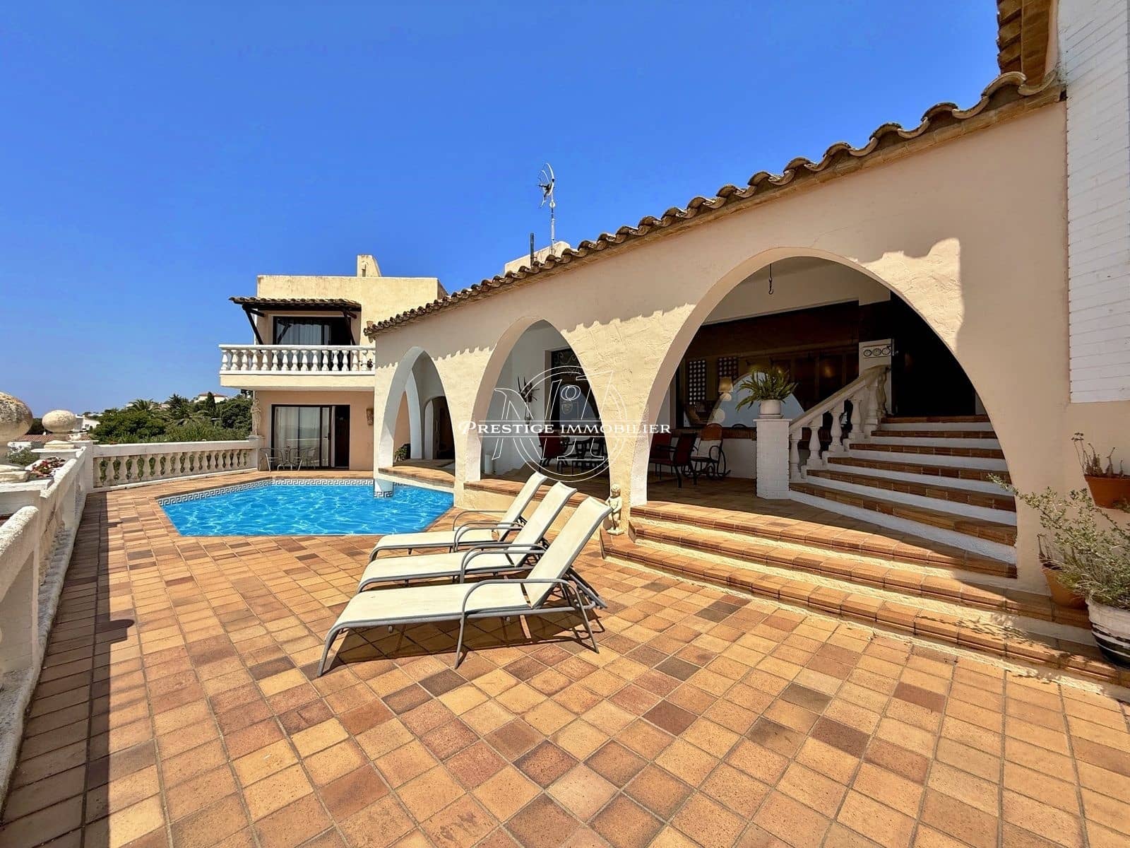 4 bedroom Villa for sale in Roses with pool - € 1,200,000 (Ref: 9263707)