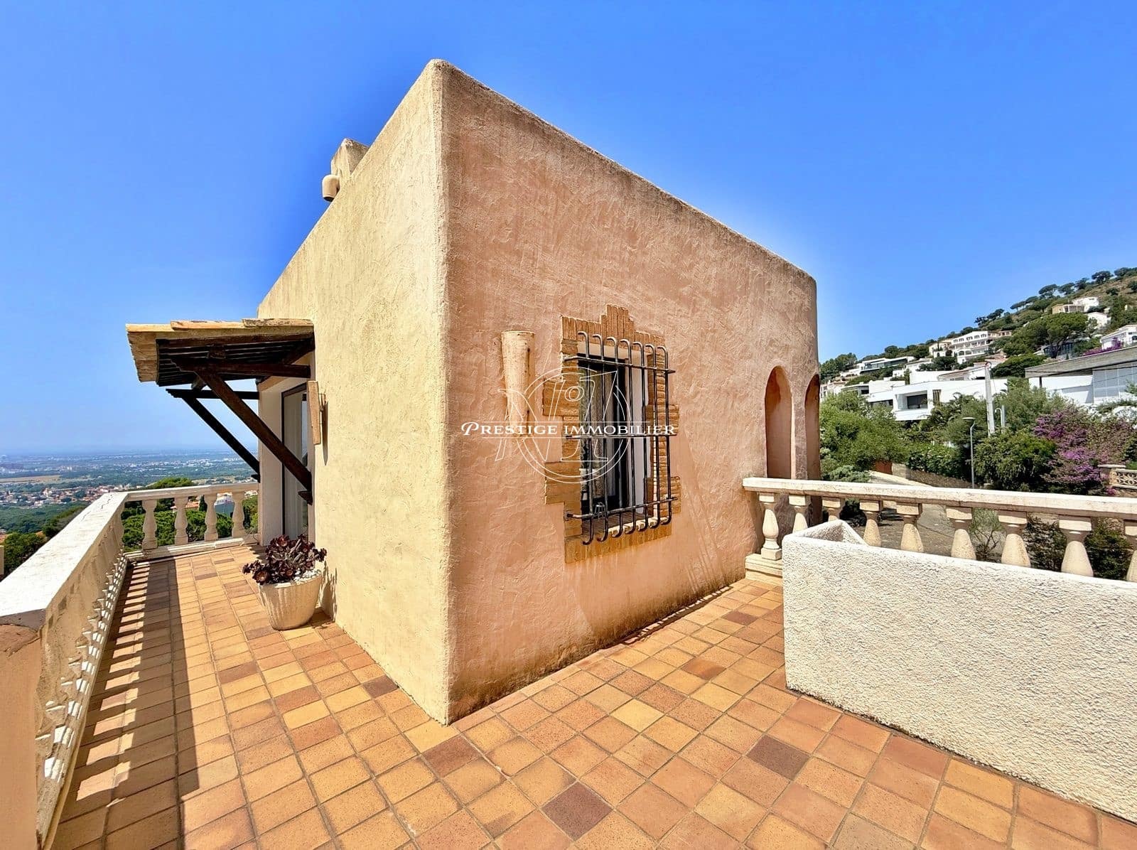 4 bedroom Villa for sale in Roses with pool - € 1,200,000 (Ref: 9263707)