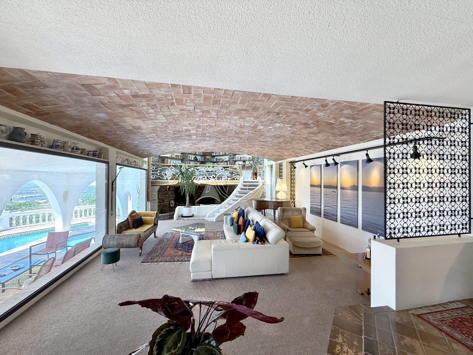 4 bedroom Villa for sale in Roses with pool - € 1,200,000 (Ref: 9263707)