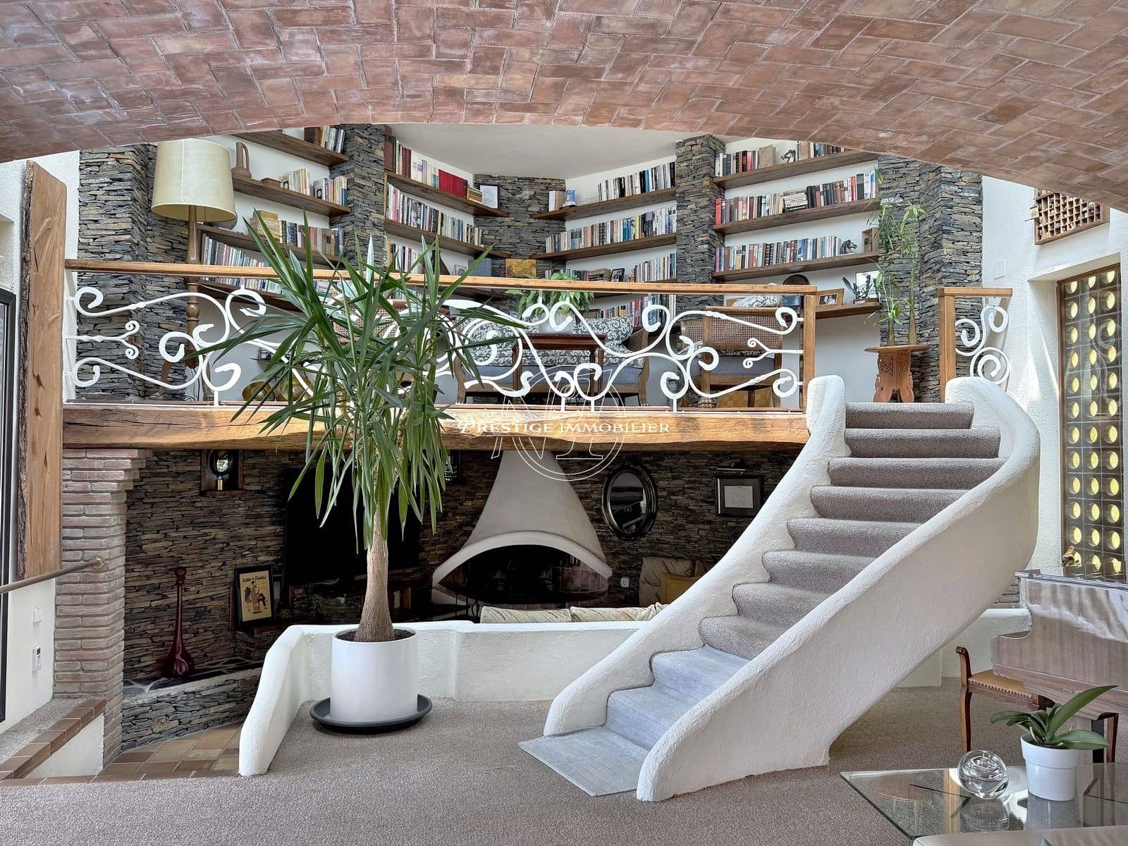 4 bedroom Villa for sale in Roses with pool - € 1,200,000 (Ref: 9263707)