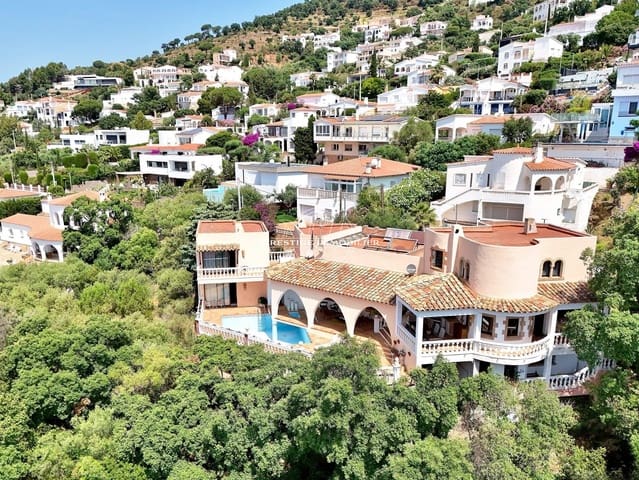 4 sypialnia Willa na sprzedaż w Roses z basenem - 1 200 000 € (Ref: 9263707)