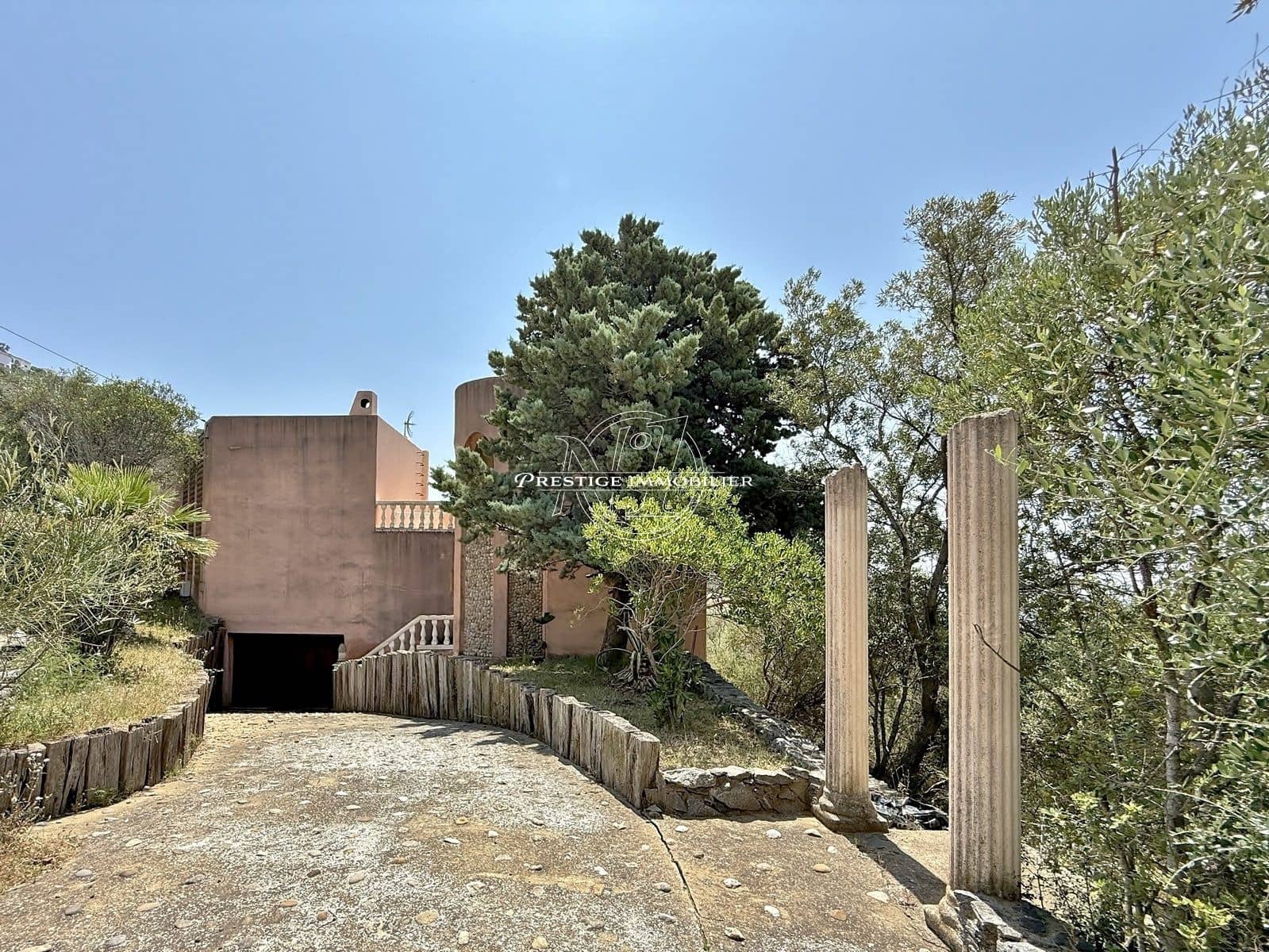 4 bedroom Villa for sale in Roses with pool - € 1,200,000 (Ref: 9263707)