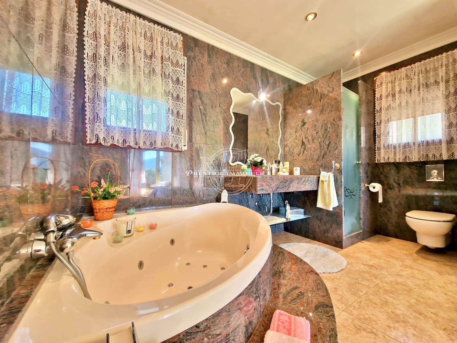 5 soverom Finca/Herregård til salgs i La Jonquera med svømmebasseng - € 735 000 (Ref: 9263708)