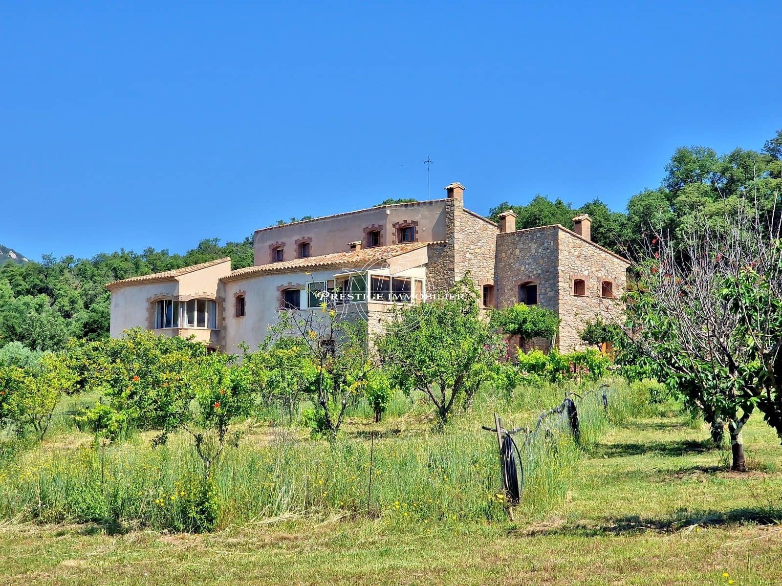 5 soverom Finca/Herregård til salgs i La Jonquera med svømmebasseng - € 735 000 (Ref: 9263708)